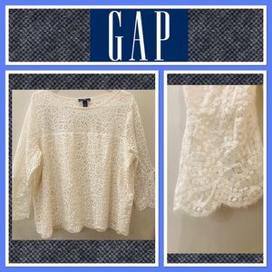 Gap White Eyelash Lace Bell-Sleeve Scalloped-Hem Top